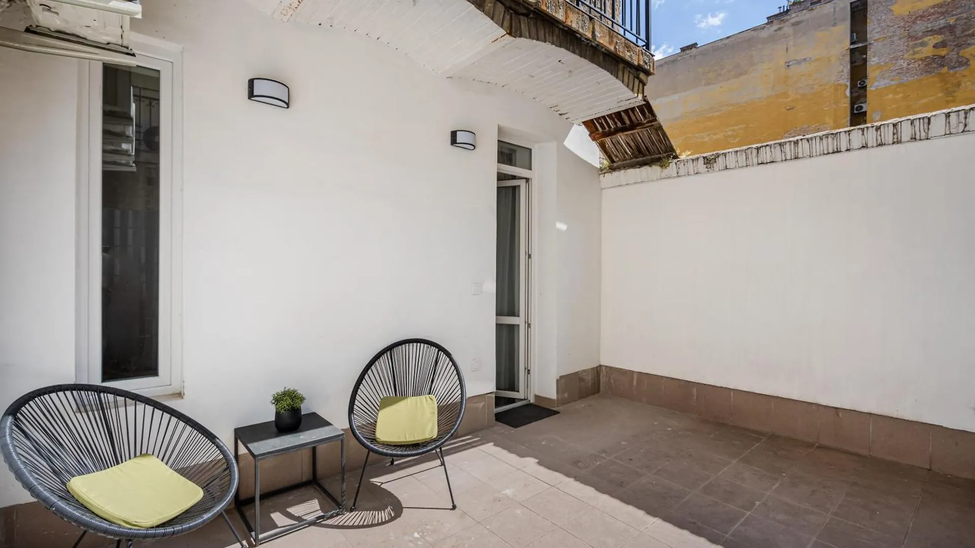 Pop Art Suite In The Heart Of בודפשט
